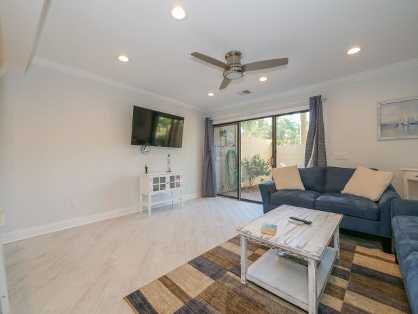 3 Bedroom Villa 10 min walk to the beach