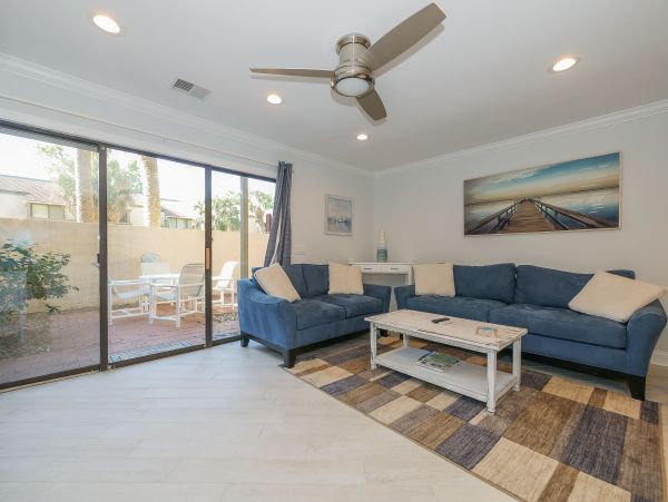 3 Bedroom Villa 10 min walk to the beach