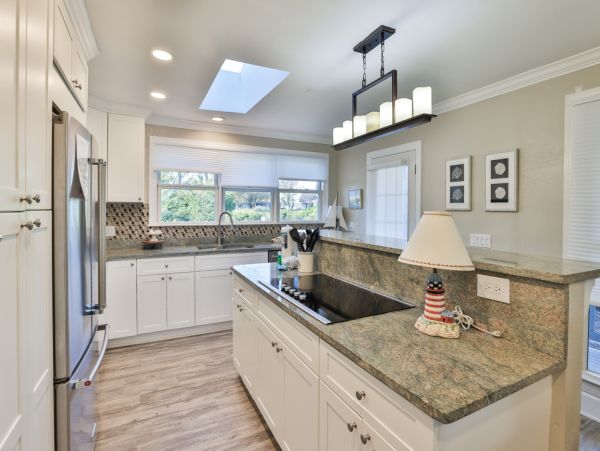 Hilton Head Four Bedroom Vacation Rental  2 Min Walk to Beach