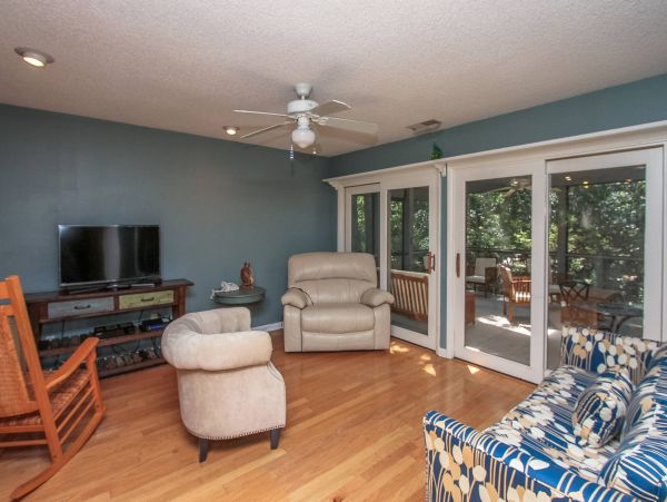 Beautiful Hilton Head Vacation Home Four Bedrooms Sleeps 10