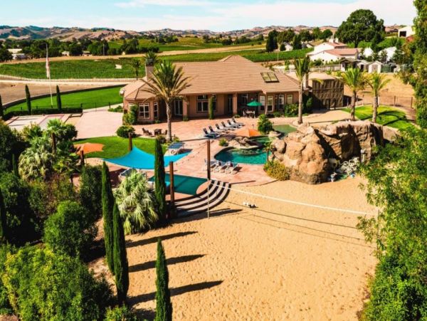 Stunning Vacation Home in Paso Robles With Private Pool
