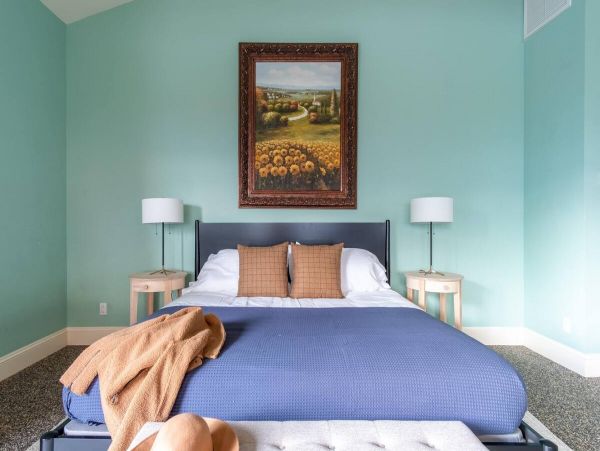 Great View Seven Bedroom Vacation Home in Paso Robles