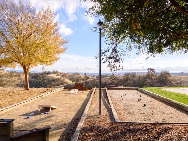 Great View Seven Bedroom Vacation Home in Paso Robles