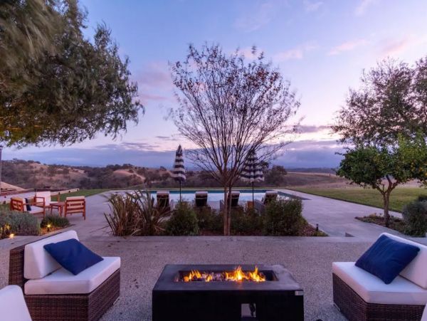 Great View Seven Bedroom Vacation Home in Paso Robles