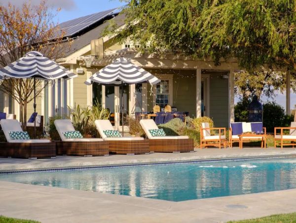 Great View Seven Bedroom Vacation Home in Paso Robles