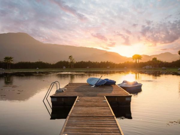 Stunning Vacation Home Thermal California Sleeps 26 Guests