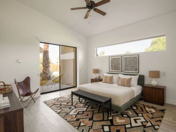 Stunning Vacation Home Thermal California Sleeps 26 Guests