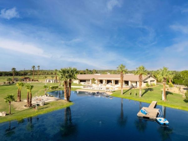 Stunning Vacation Home Thermal California Sleeps 26 Guests