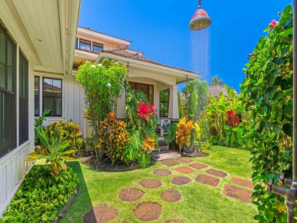 Beautiful Four Bedroom Vacation Home with Pool in Poipu