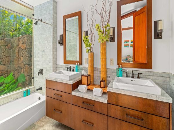 Beautiful Four Bedroom Vacation Home with Pool in Poipu