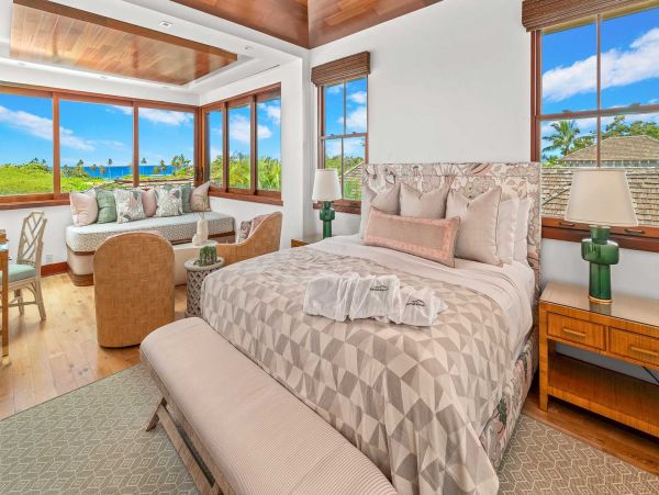 Beautiful Four Bedroom Vacation Home with Pool in Poipu