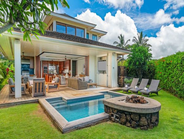 Beautiful Four Bedroom Vacation Home with Pool in Poipu