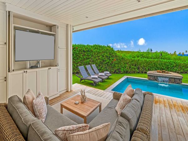 Beautiful Four Bedroom Vacation Home with Pool in Poipu