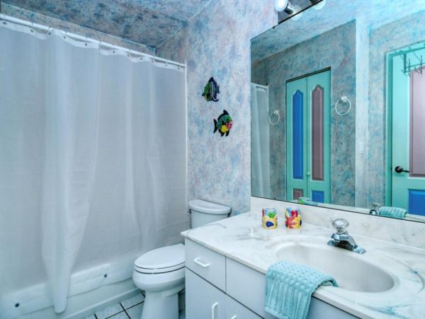 3 Bedrooms Vacation Home with Private Pool in Nokomis
