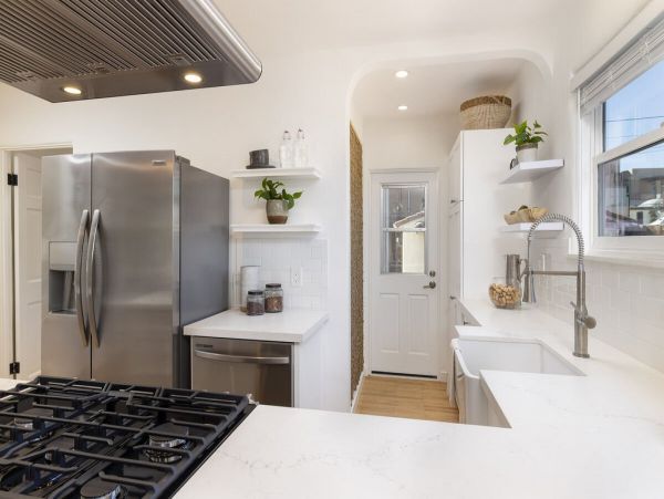 Charming Beach House in Santa Barbara 6 Guests