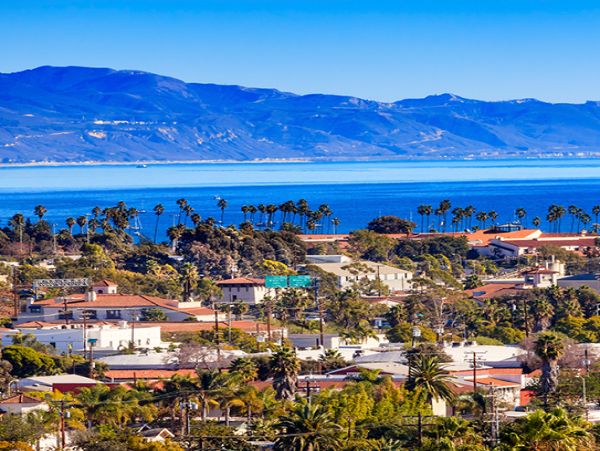 Charming Beach House in Santa Barbara 6 Guests