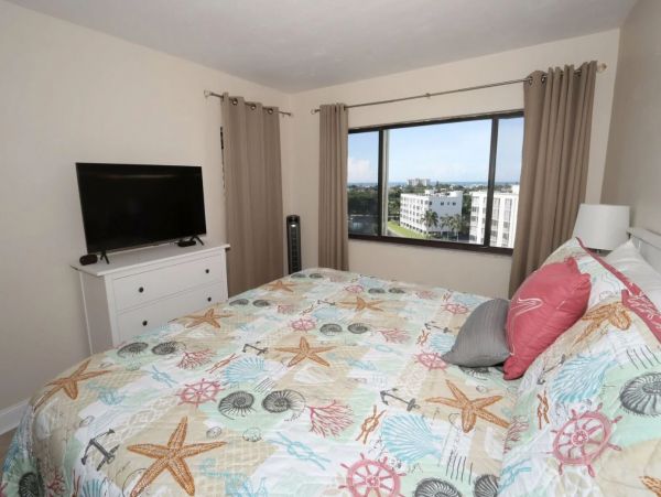 Luxury Vacation Condo in Fort Myers 4 Guests
