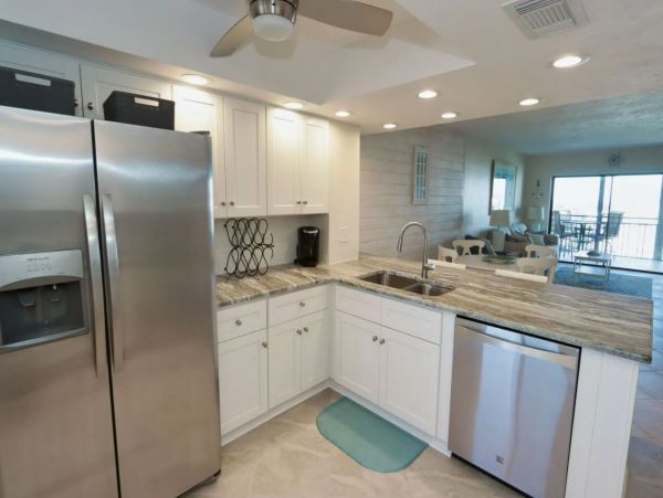 Luxury Vacation Condo in Fort Myers 4 Guests