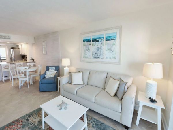 Luxury Vacation Condo in Fort Myers 4 Guests