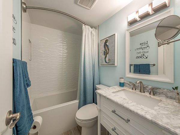 Newly Renovated Naples 2 Bedroom Condo For Rent Sleeps 4