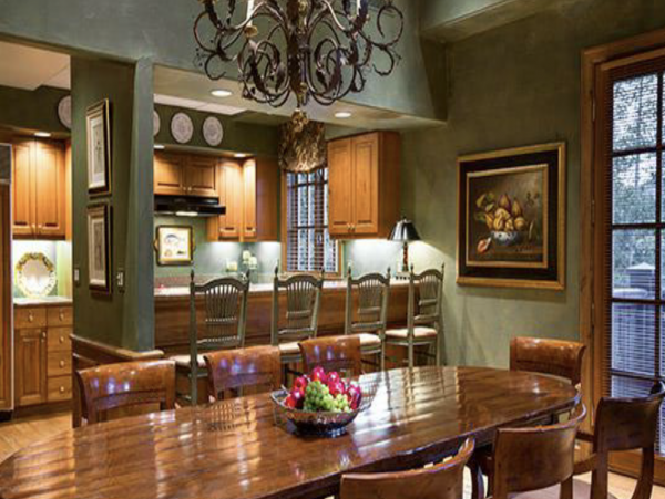 Beaver Creek 3 Bedroom Residence With Communal Pool & Spa