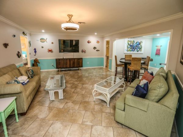 Fort Myers 4 Bedroom Vacation Pool Home Sleeps 22 Guests