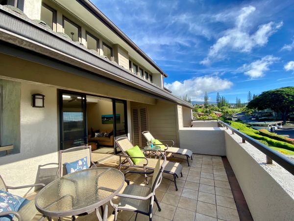 Beautiful & Remodeled Vacation Home in Kapalua Walk To Beach