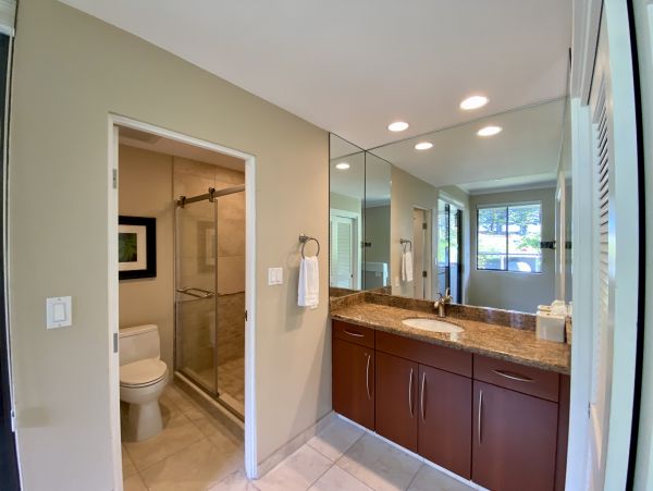 Beautiful & Remodeled Vacation Home in Kapalua Walk To Beach