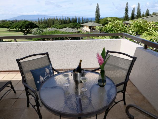 Beautiful & Remodeled Vacation Home in Kapalua Walk To Beach