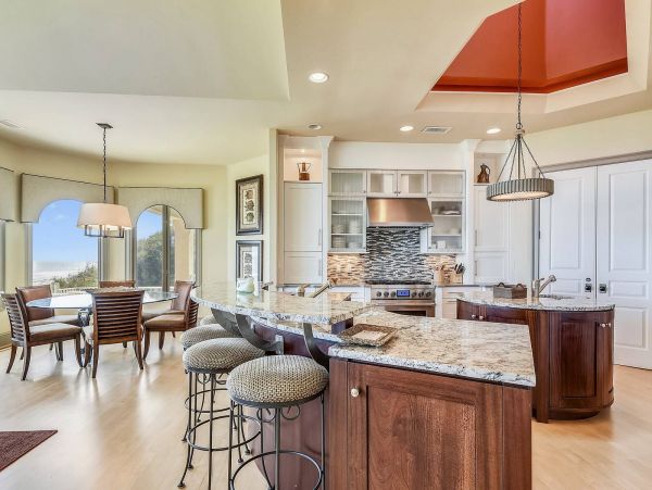 Fantastic Beachfront Vacation Home in Hilton Head 12 Guests