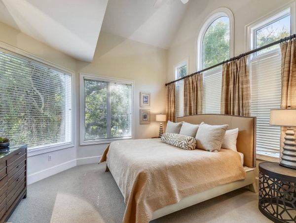 Fantastic Beachfront Vacation Home in Hilton Head 12 Guests