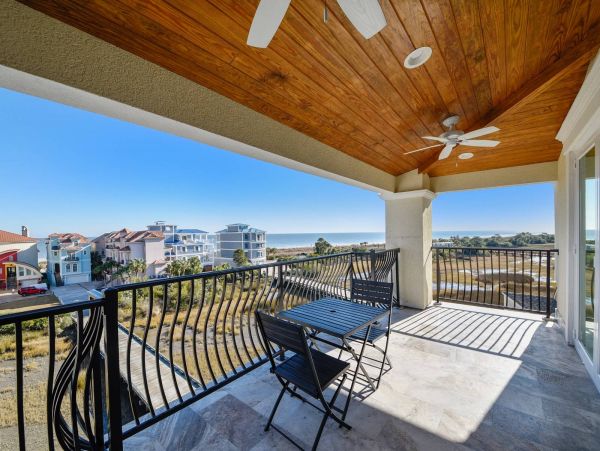 Incredible Vacation Home in Hilton Head with Private Pool