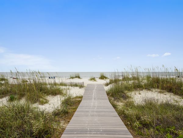 6 Bedroom Oceanfront Vacation Home in Hilton Head
