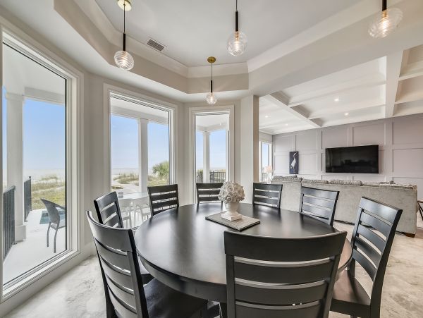 6 Bedroom Oceanfront Vacation Home in Hilton Head