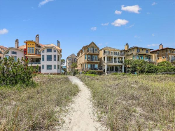 Ocean Front Vacation Home with Pool & Hot Tub in Hilton Head