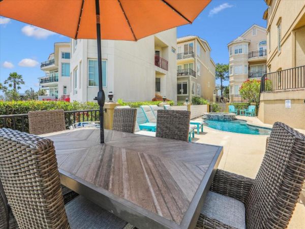 Ocean Front Vacation Home with Pool & Hot Tub in Hilton Head