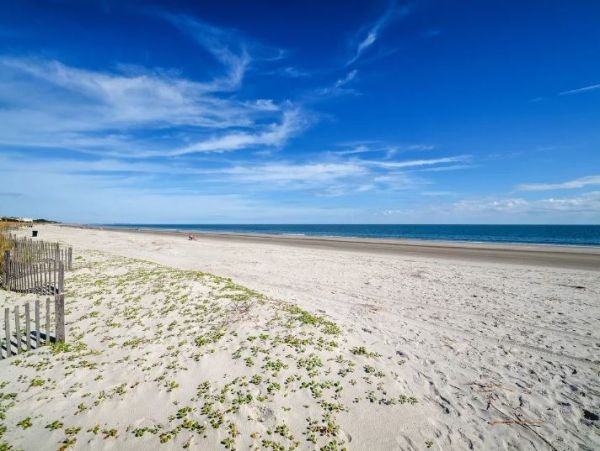 Ocean Front Vacation Home with Pool & Hot Tub in Hilton Head