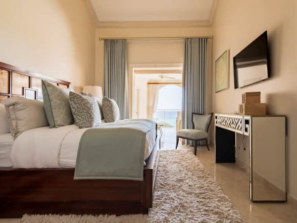 Luxury Beach Vacation Villa in Barbados Sleeps 6 Guests