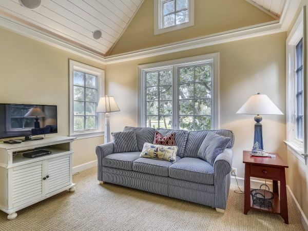 Vacation Home 5 Minute Walk to the Beach in Hilton Head