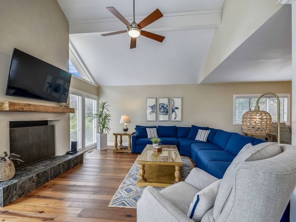 Beautiful & Spacious 3 Bedroom Pool Home in Hilton Head