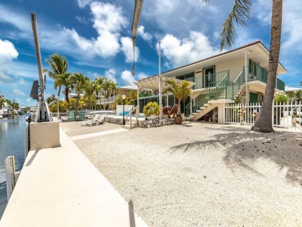 Waterfront Vacation Home in Marathon with Boat Dock Sleeps 6