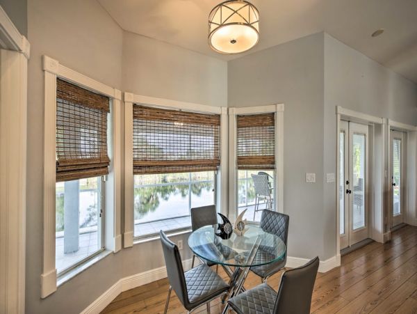 Cape Coral Vacation Home Canal View 3 Bedrooms Sleeps Six