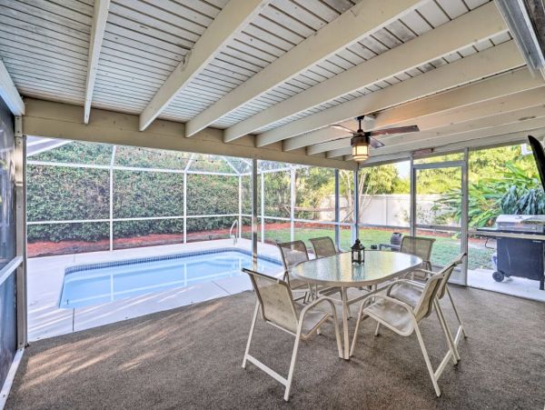 Cape Coral Single Level Home 3 Bedrooms And Private Pool