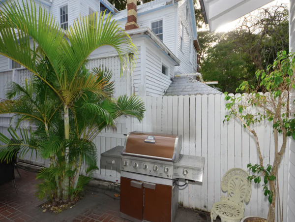 Key West Lovely Rental Studio Pool Walk to Beach