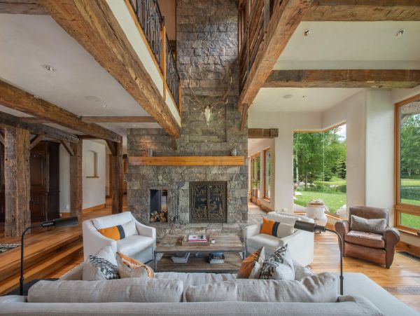 Luxury Retreat in Jackson Hole with Mountain Views 14 Guests
