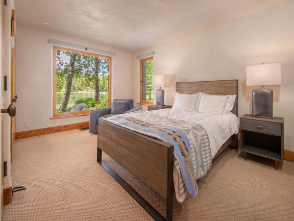 Luxury Retreat in Jackson Hole with Mountain Views 14 Guests