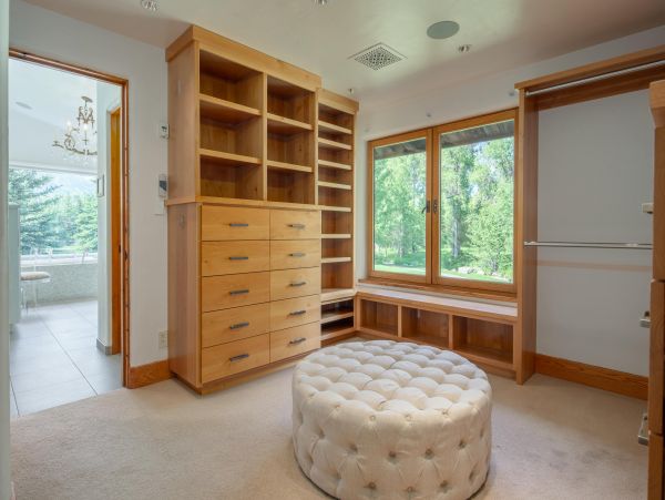 Luxury Retreat in Jackson Hole with Mountain Views 14 Guests