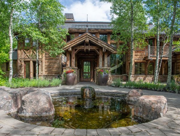 Luxury Retreat in Jackson Hole with Mountain Views 14 Guests