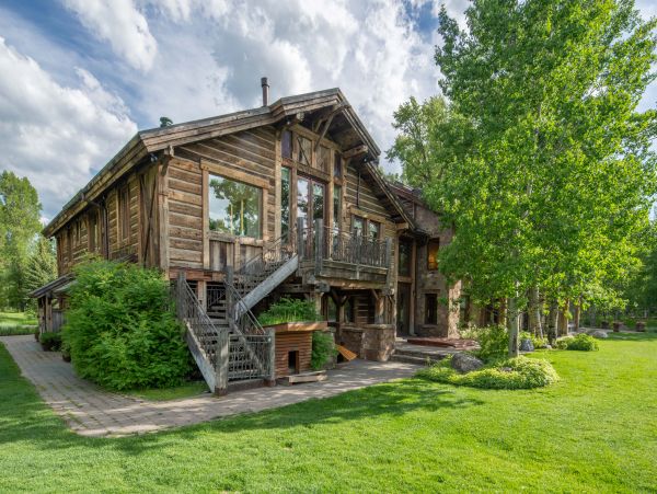 Luxury Retreat in Jackson Hole with Mountain Views 14 Guests