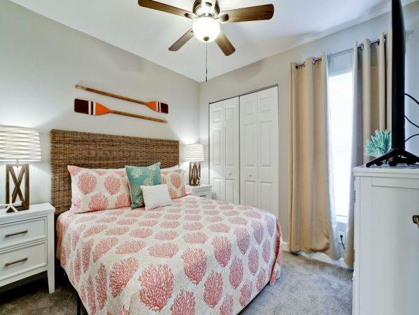 Charming Bradenton 4 Bedroom Vacation Home With Heated Pool